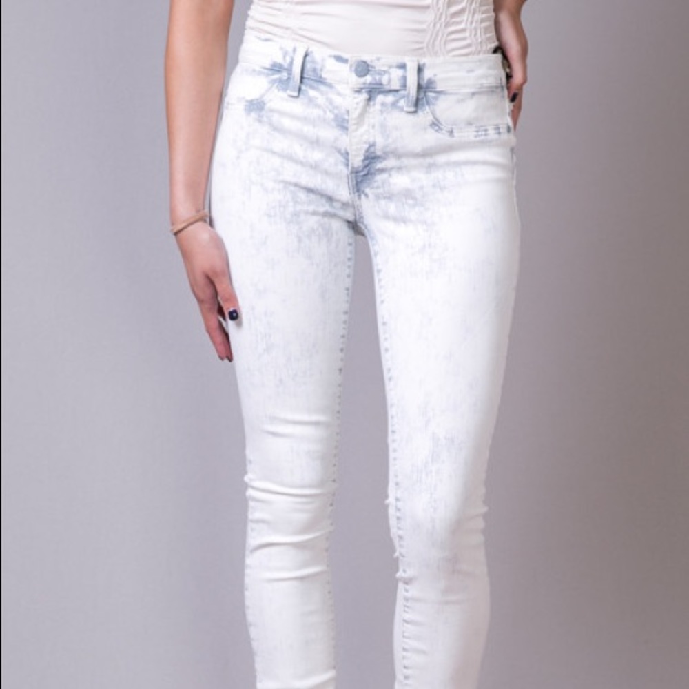 Henry & Belle Washed Jeans